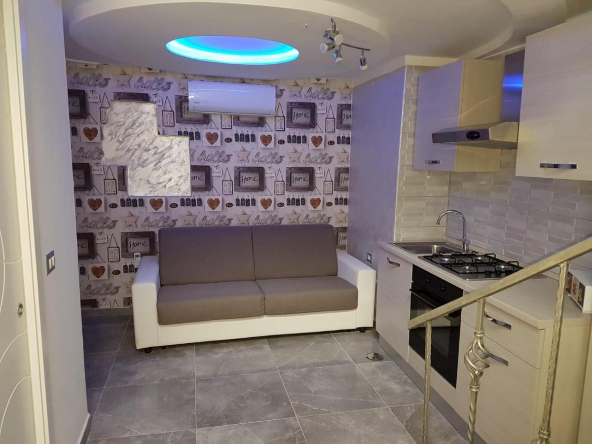 Rebby'S Home Наполи Екстериор снимка